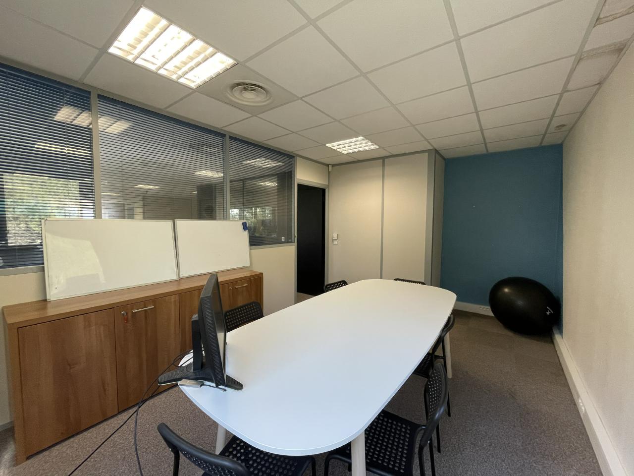 Bureau Aix-en-Provence 310m² Location bureau Aix-en-Provence Bouches-du-Rhône OLBUR2114968 4